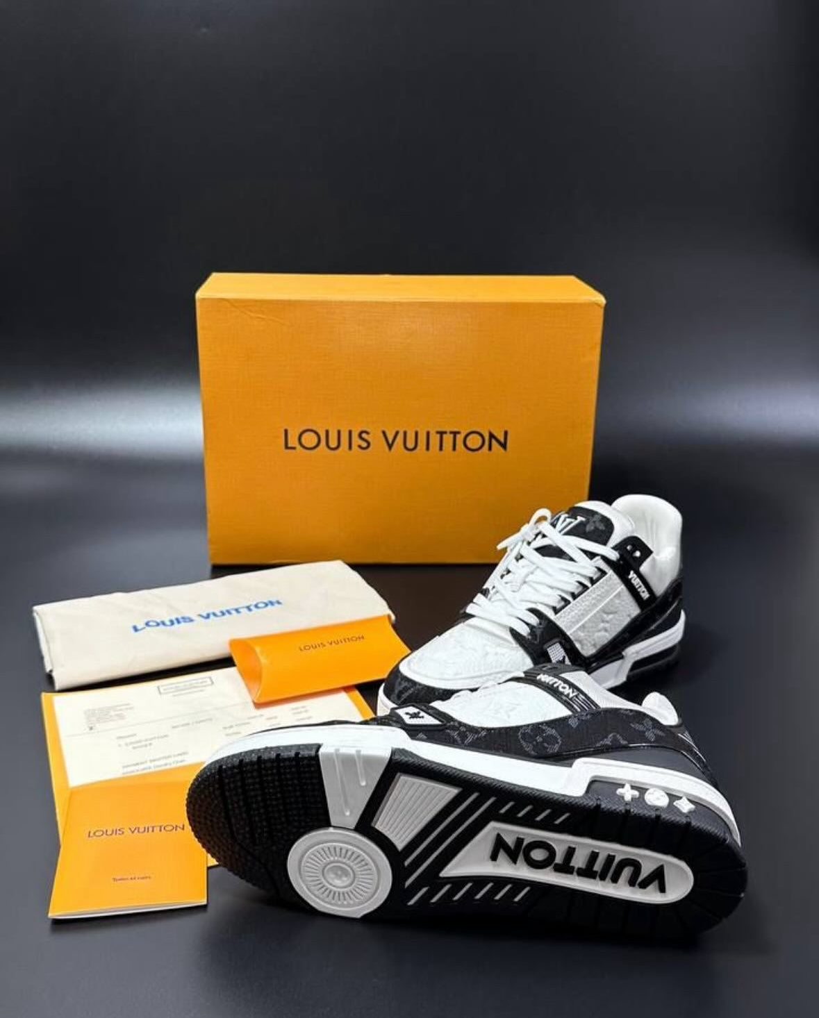LOUIS VUITTON "BLACK WHITE"