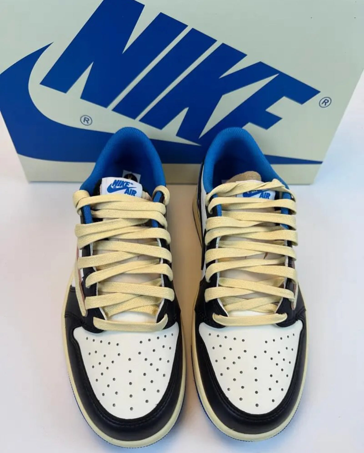 JORDAN TRAVIS SCOTT BLUE MOCHA