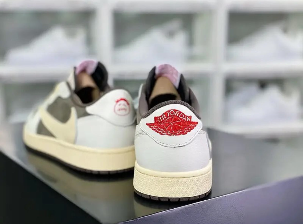JORDAN TRAVIS SCOTT LIGHT MOCHA