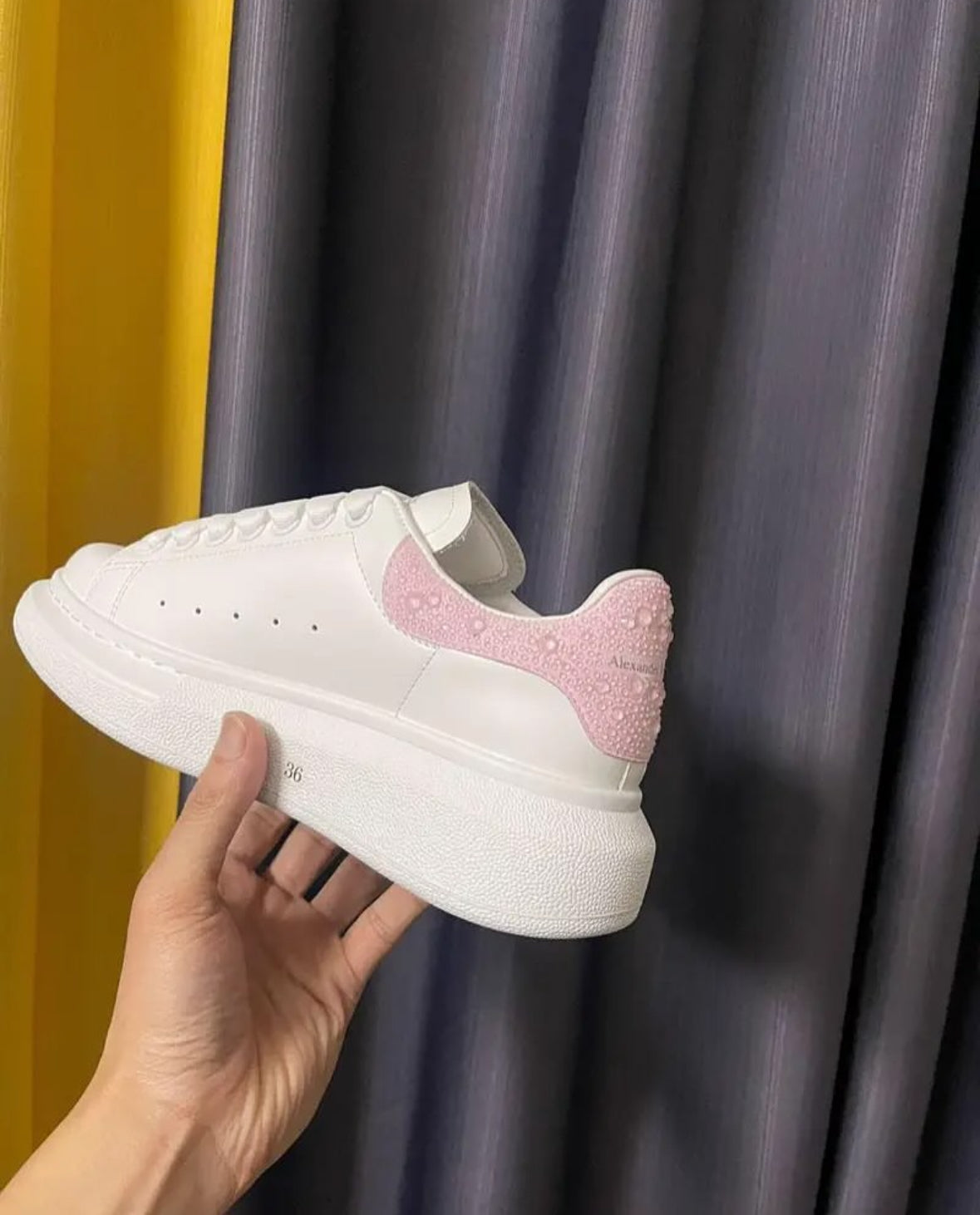 ALEXANDER MCQUEEN