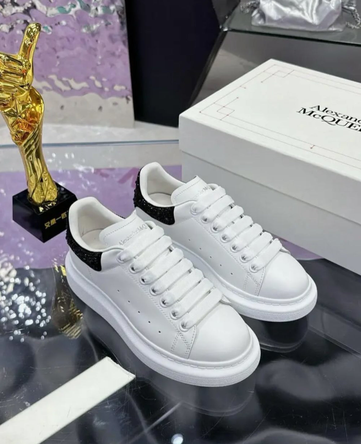 ALEXANDER MCQUEEN SHINY BLACK WHITE