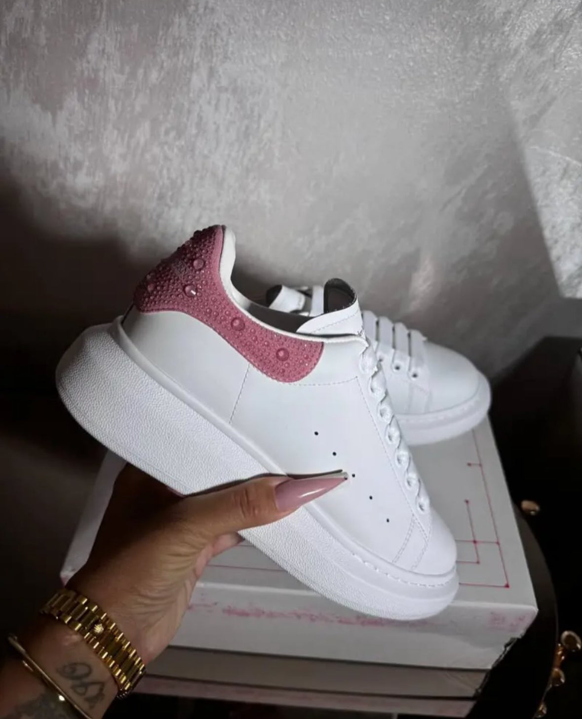 ALEXANDER MCQUEEN