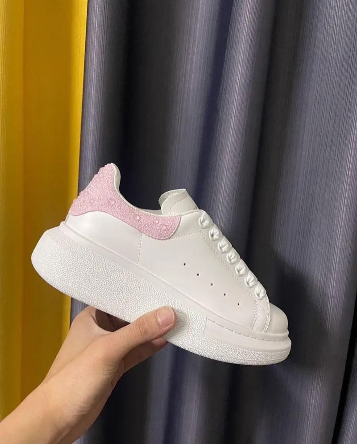 ALEXANDER MCQUEEN